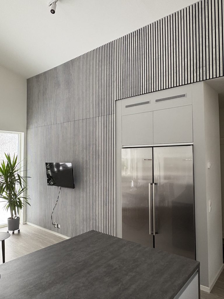 Image 5 of 6 in Akupanel | 240 gallery