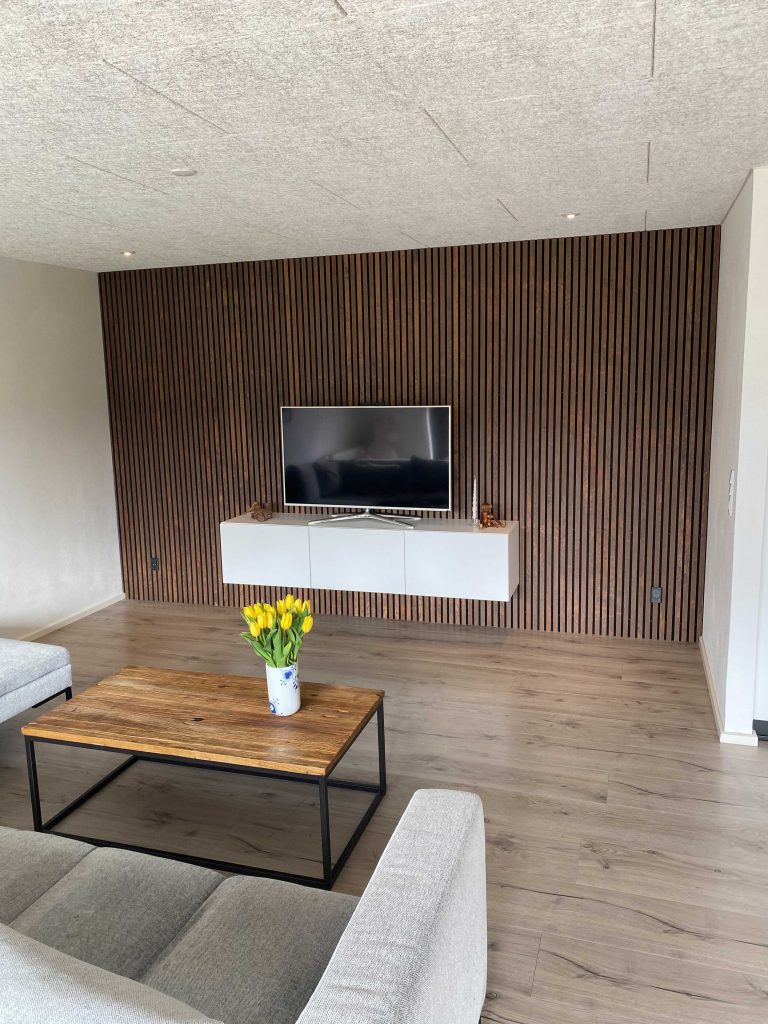 Image 5 of 6 in Akupanel | 240 gallery