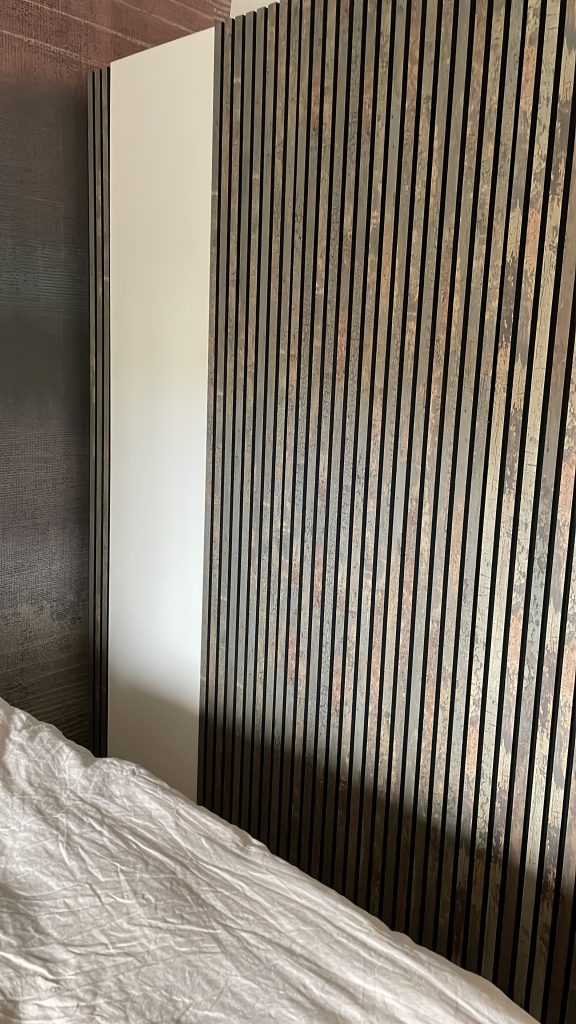 Image 5 of 5 in Akupanel | 240 gallery