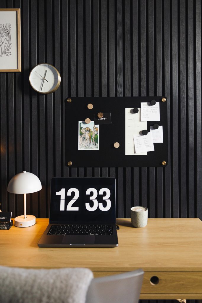 Image 5 of 7 in Akupanel | 240 gallery