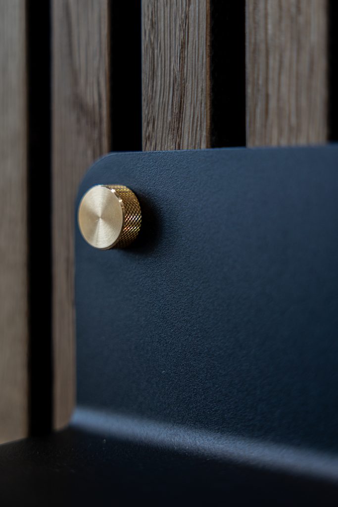 CREATE | Narrow Shelf for our wood slatwall