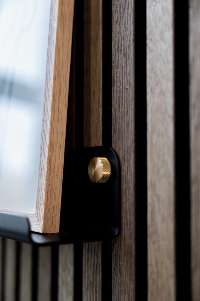 CREATE | Narrow Shelf for our wood slatwall