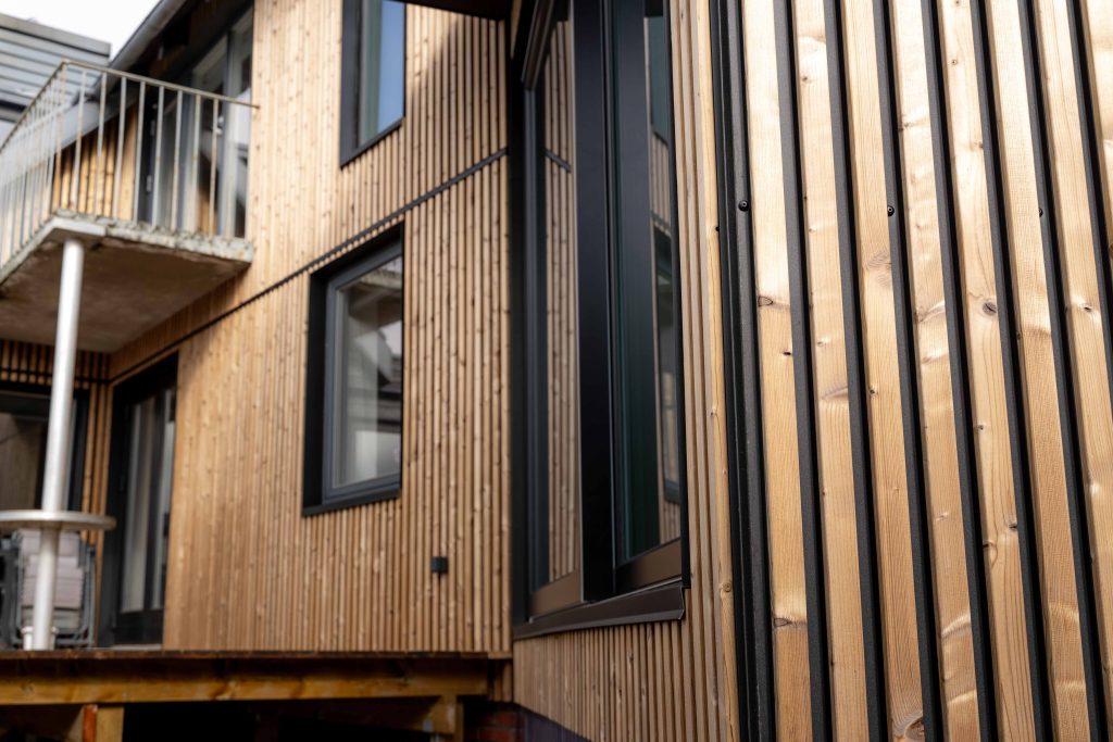 Image 7 of 10 in AluWood gallery