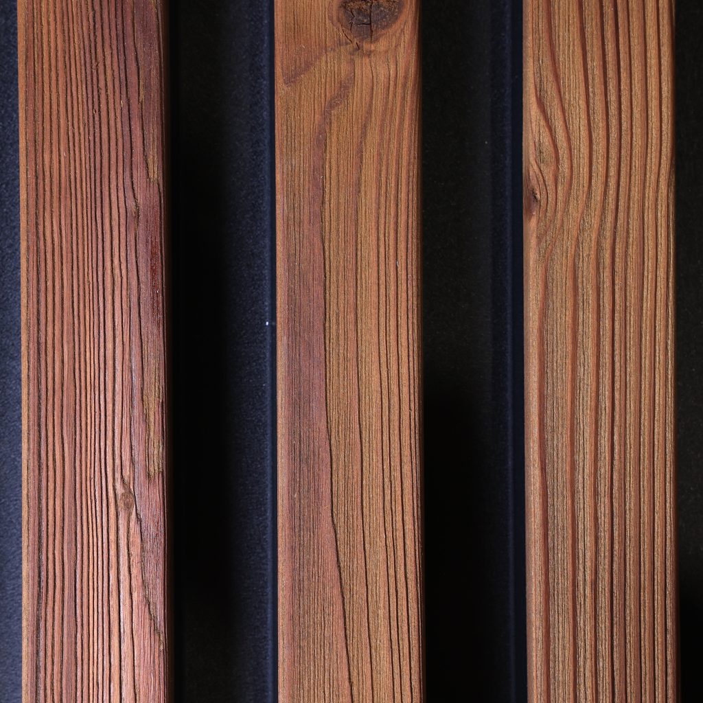 Image 2 of 3 in AluWood gallery